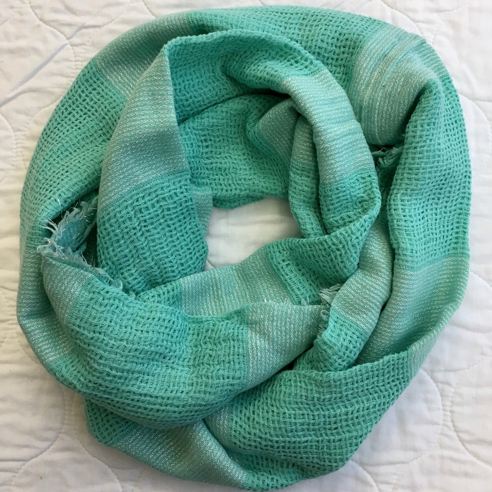 BP. Mint Scarf